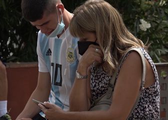 Así vivieron los culés la despedida de Messi afuera del Camp Nou