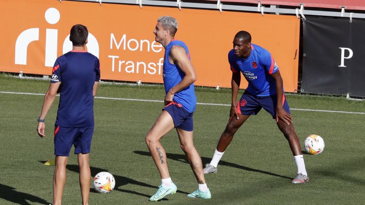 Savic y Kondogbia, en el once para Vigo; Saúl, de carrilero.