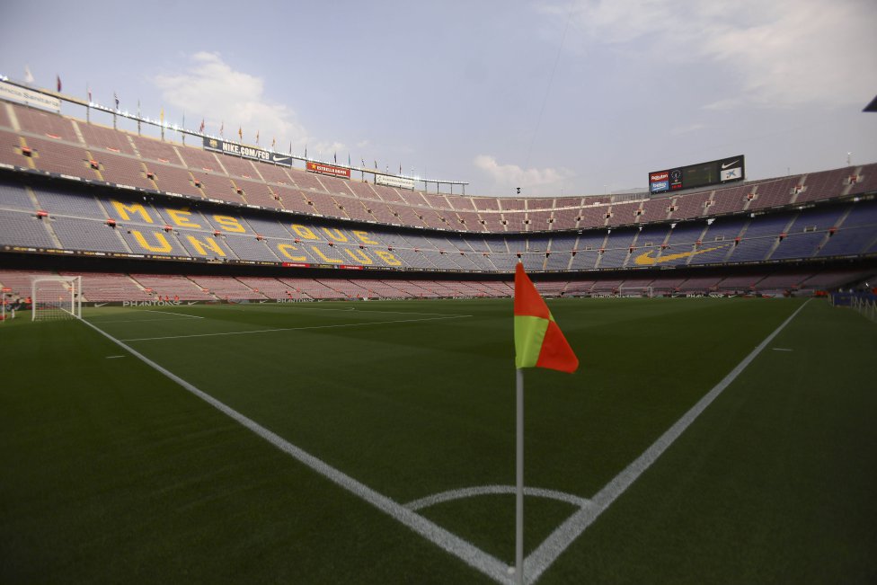 Así lucía el Camp Nou antes de la llegada de jugadores y aficionados al estadio blaugrana.