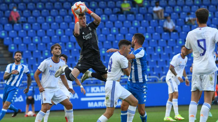 El meta del Castilla, Luis López, dejó su portería a cero ante el Deportivo.