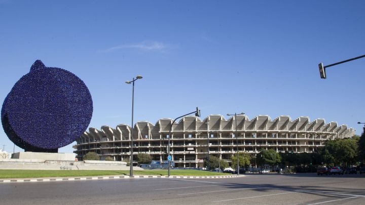 El Valencia prepara un plan económico para reanudar las obras del nuevo Mestalla