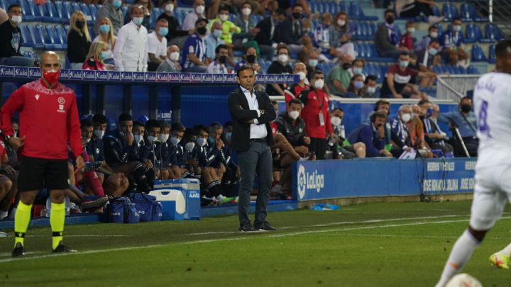 Calleja: "Queda casi una temporada entera y no hay que ponerse nerviosos"