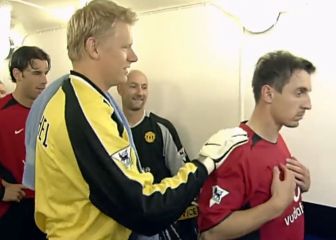 Cristiano se libra: esto le hicieron a Schmeichel cuando volvió tras fichar por el City en el túnel