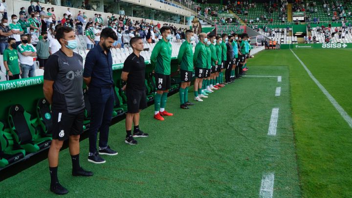 Solo 8 de los 40 equipos completaron la convocatoria de 23 jugadores