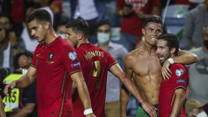 Crónica Portugal-Irlanda: Cristiano marca 111 goles.