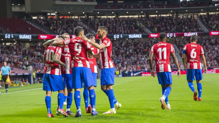 Los jugadores del Atlético celebran un gol.