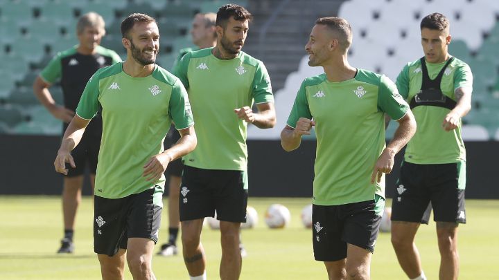 Canales y Willian José trabajan
al margen con miras a Granada