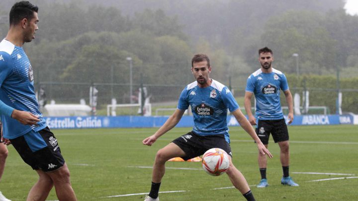 Alberto Benito, en un entranamiento del Deportivo.