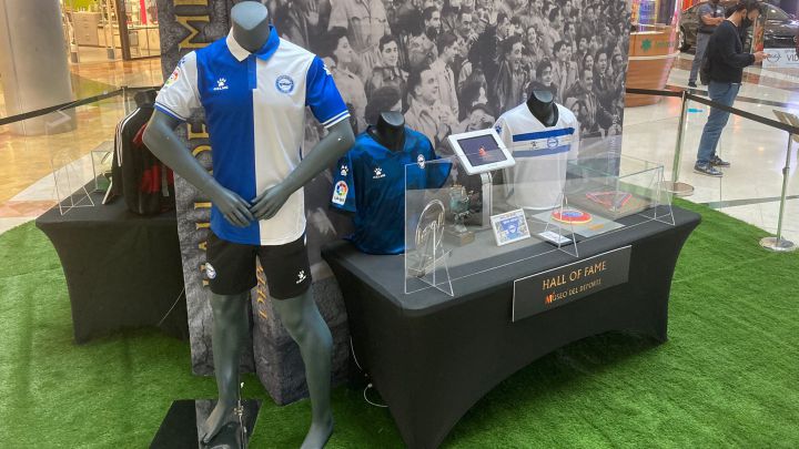 Exposición de objetos históricos para conmemorar el centenerio del Alavés