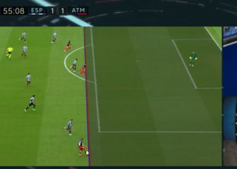 El VAR anuló un tanto del Atleti por fuera de juego de Suárez