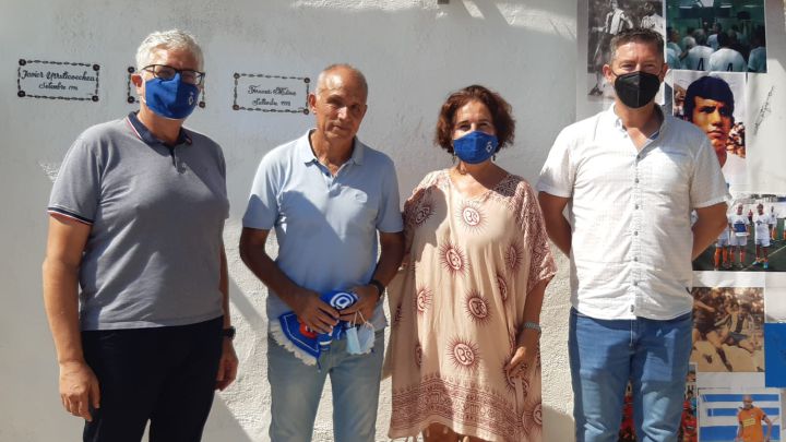 Fernando Molinos, junto a Aurora Carbonell, Jaume Monasterio y David Martínez.