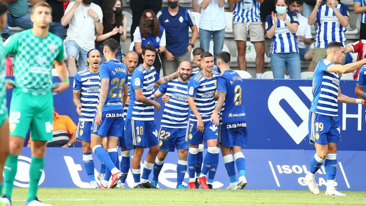 Aprobados y suspensos: Paris brilló en la victoria berciana