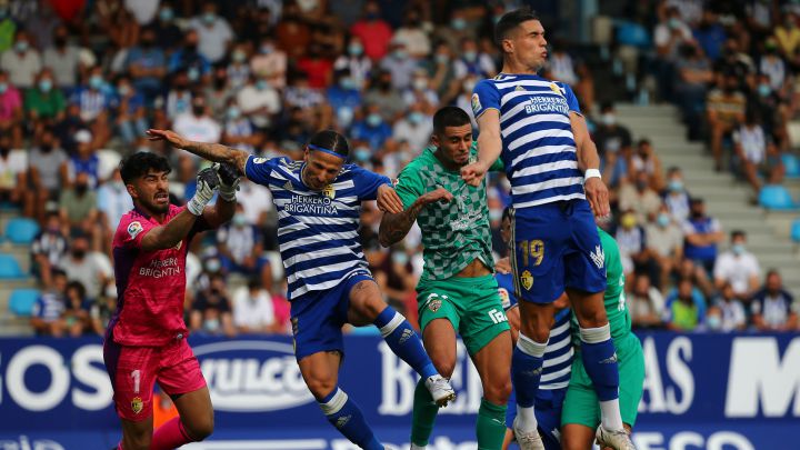 Ponferradina-Almería.