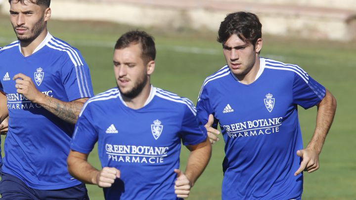 Vada y Azón, durante el entrenamiento de esta mañana.