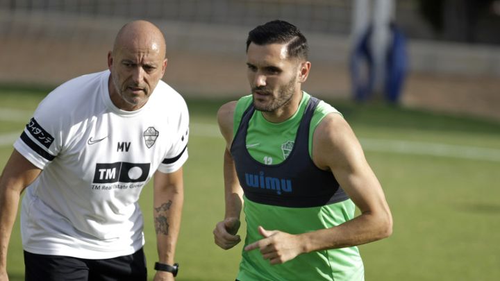 Las molestias de Boyé abren las puertas del once a Lucas Pérez