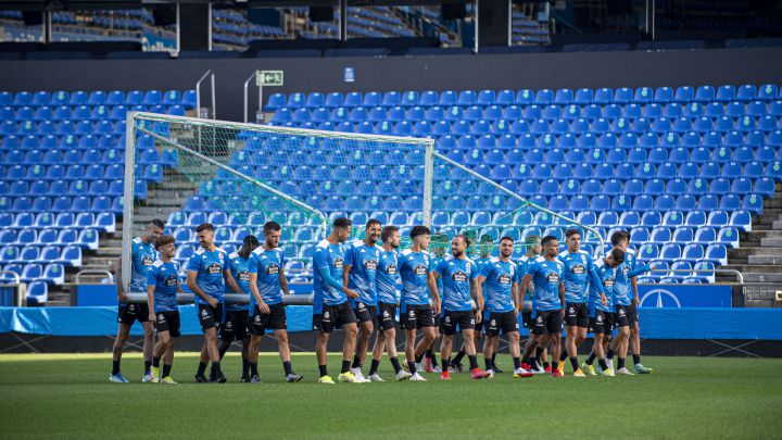 La plantilla del Deportivo, en el último entrenamiento en Riazor.