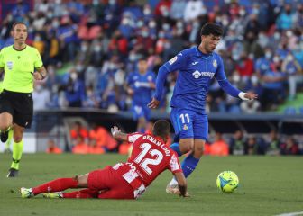 Suárez rescata al Atlético con un doblete en 12'