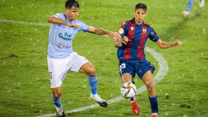 Te contamos los resultados, las crónicas y la clasificación de la jornada 4 en el grupo 5 de Segunda RFEF, con los resúmenes de todos los partidos del fin de semana.