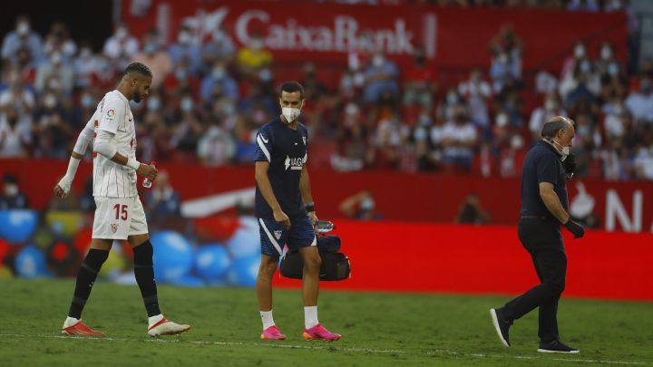 La lesión muscular de En Nesyri preocupa a Lopetegui