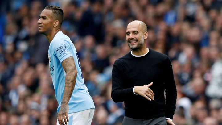 "Guardiola debe de colocar a su mujer y el sofá como jugadores"