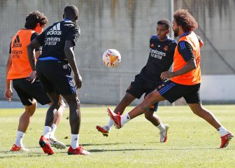 Ancelotti sonríe a dos semanas del duelo ante el Shakhtar