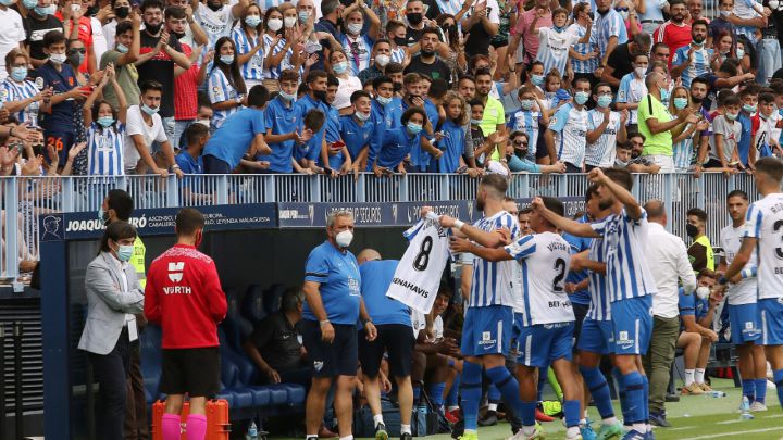 LaLiga denuncia al Málaga por insultos de una parte de la grada al árbitro