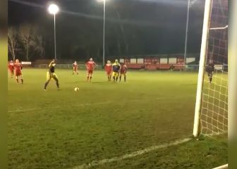 Es recordada como una de las acciones más irrespetuosas: partido de fútbol benéfico y hace esto...