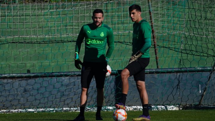 ¿Sigue Parera o vuelve Lucas Díaz?