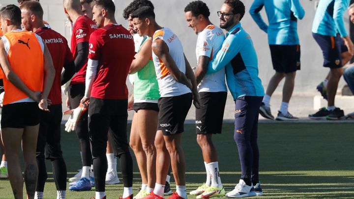 Bordalás: "El Barcelona es claro favorito a ganar la Liga"
