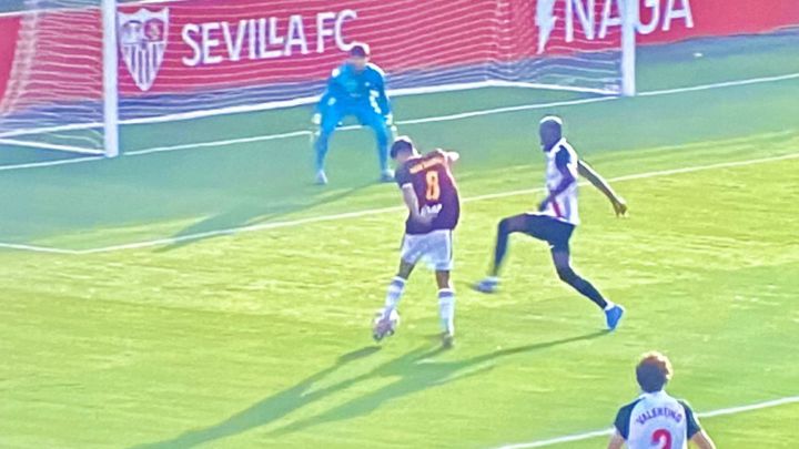 Fran Álvarez se estrena como goleador en el Albacete