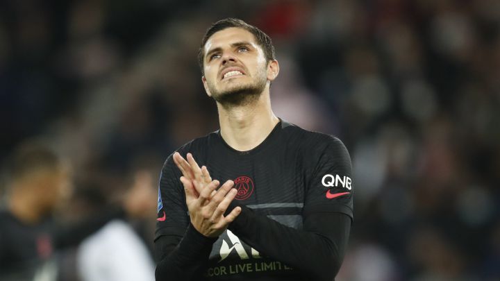 El PSG apoya a Icardi tras volver a París
