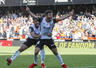 Gayà llevó la locura a Mestalla: Así fue su heróico gol