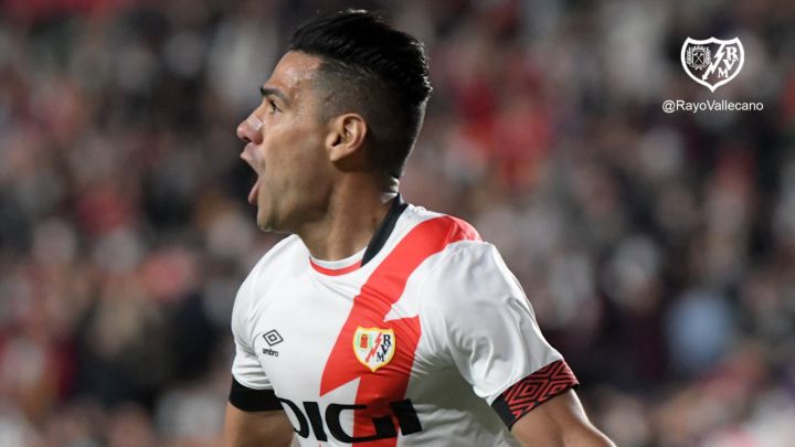 Falcao celebra el 1-0 al Barça.