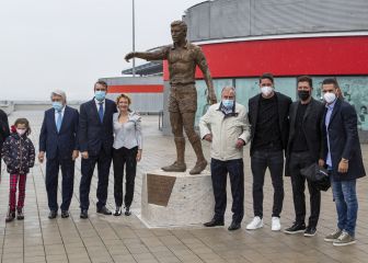 Así fue la inauguración de la estatua de Luis Aragonés en el Metropolitano