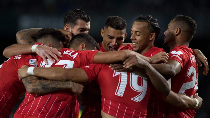 La salud económica del Sevilla depende de avanzar al menos a octavos en la competición continental. Si no lo logra deberá vender a algún futbolista, además de a Koundé.