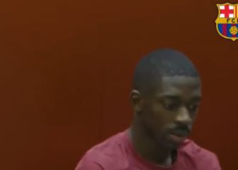 La cara de Dembélé mientras Dani Alves da su discurso