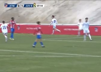 El hat-trick de César Palacios que dio el derbi al Juvenil B