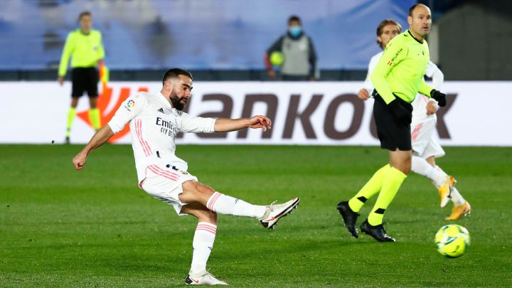 Carvajal enciende al Madrid