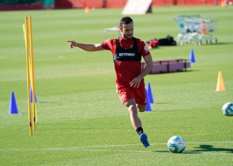Mallorca y PAOK hacen oficial la cesión de Joan Sastre hasta final de temporada