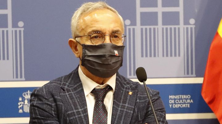 El presidente del COE Alejandro Blanco durante la presentación de la campaña de vacunación del equipo olímpico español para Tokio 2020.
