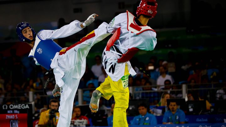 El español Jesús Tortosa, durante su combate ante Shuai Zhao en la prueba de taekwondo de hasta 58 kg durante los Juegos Olímpicos de Río 2016.