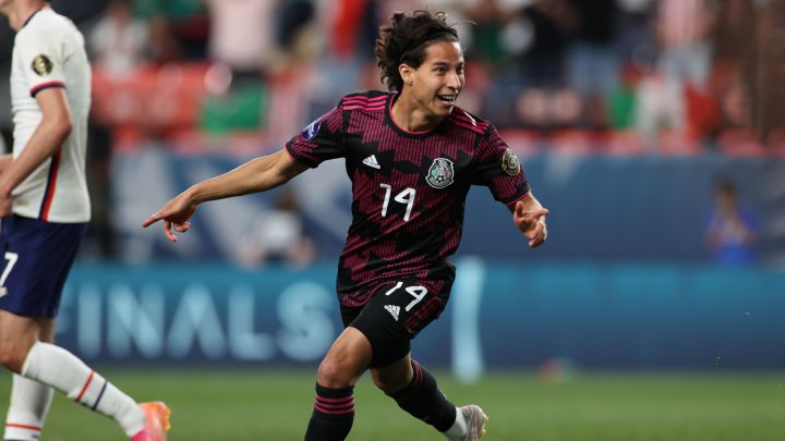 Lozano: No debería haber problema para tener a Lainez en Tokio