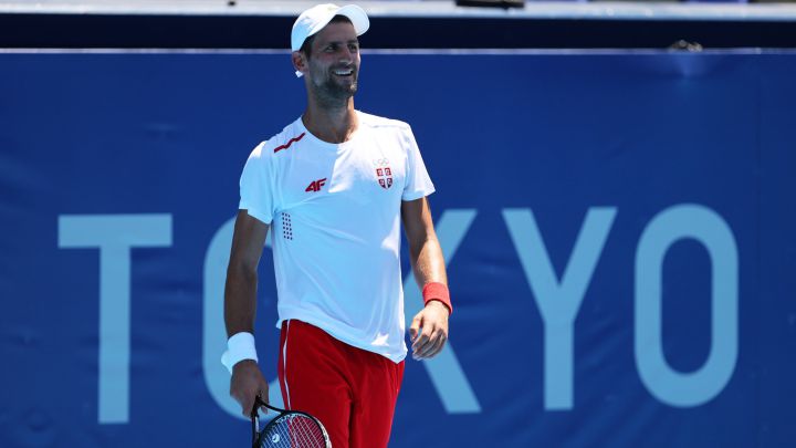 Novak Djokovic, durante un entrenamiento previo a los Juegos Olímpicos de Tokio 2020.