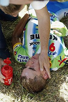 Manzano cayó fulminado en la séptima etapa del Tour tras tomar oxiglobin