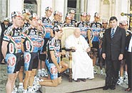 Ciclismo limpio bajo el manto del Vaticano