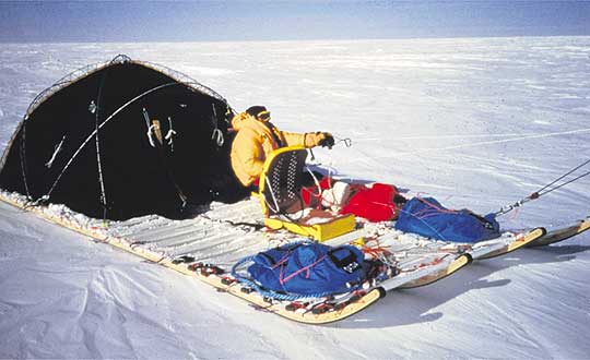'Al Filo' vence al Polo Sur tras 4.500 km sin ayudas