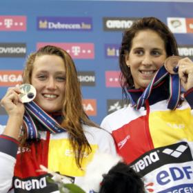 Mireia y Peris bañan de oro la natación española Mireia y Peris bañan de oro la natación española