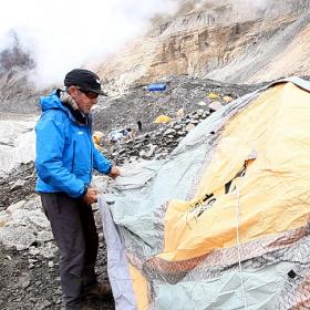 Carlos Soria alcanza el campo base del Dhaulagiri Carlos Soria alcanza el campo base del Dhaulagiri