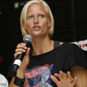Carolina Klüft se retira del atletismo a los 29 años Carolina Klüft se retira del atletismo a los 29 años