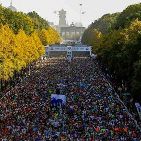 Geoffrey Mutai gana en Berlín con la mejor marca del año Geoffrey Mutai gana en Berlín con la mejor marca del año
